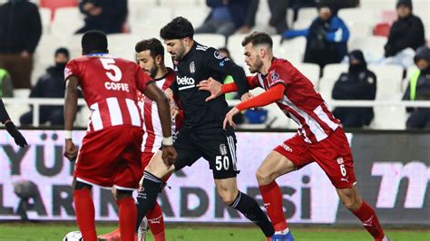 G­ü­v­e­n­ ­Y­a­l­ç­ı­n­,­ ­B­e­ş­i­k­t­a­ş­­l­a­ ­s­ö­z­l­e­ş­m­e­s­i­n­i­ ­u­z­a­t­ı­y­o­r­